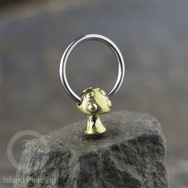Tindik Stainless Piercing BCR dengan Liontin Kuningan Buddha, Ganesh, Kunci dan Jamur