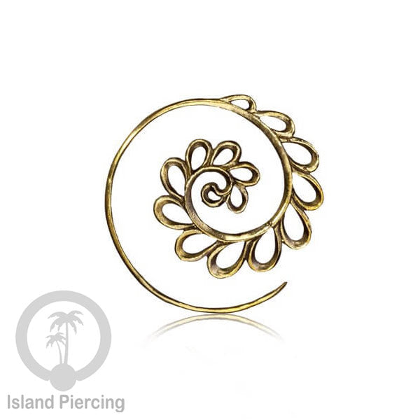 Anting Tindik Kuningan Motif Tribal ukuran lubang telinga biasa. Brass Tribal Piercing