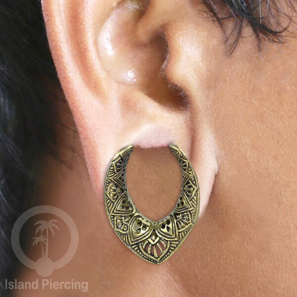Decorated Brass Ear-Saddles Tindik Plug kuningan dekorasi yang unik ukuran 8-25mm