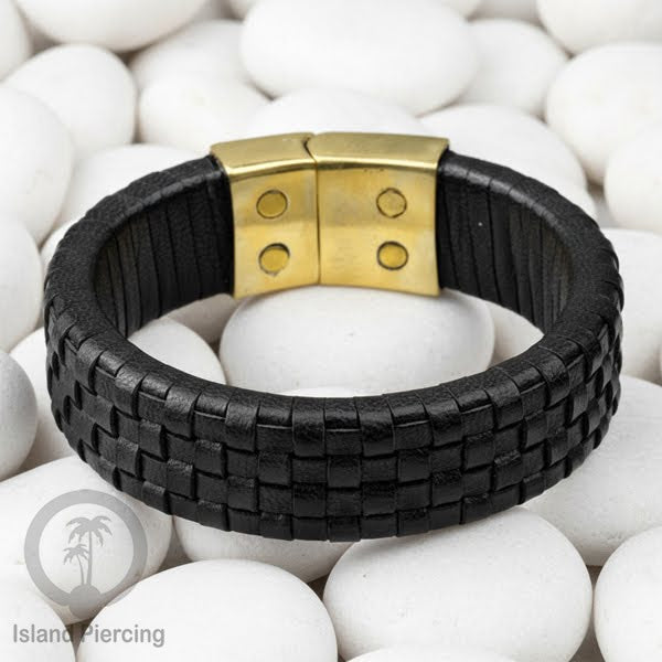 Gelang Tangan Kulit Anyaman dengan Kuningan buatan pakai tangan dari bahan berkualitas