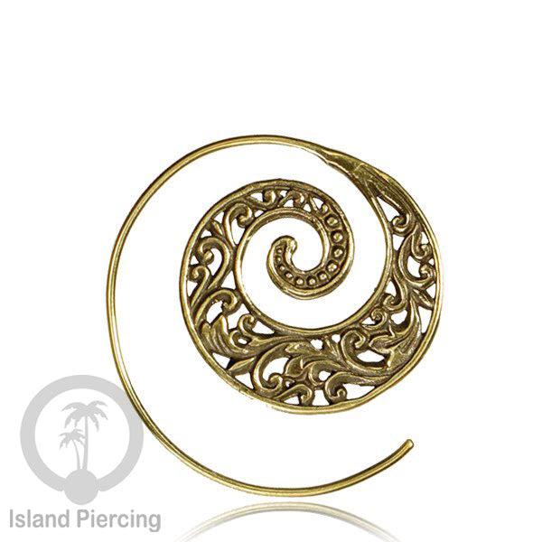 Anting Tindik Kuningan Motif Tribal ukuran lubang telinga biasa. Brass Tribal Piercing