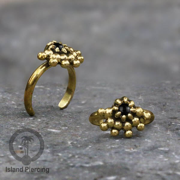 Cin-cin jari kaki Kuningan dengan Batu Onyx Hitam Brass Toe Rings with Black Onyx
