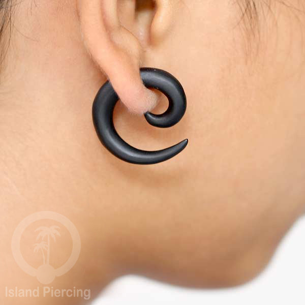 Wood Piercing push system Anting Tindik kayu warna Hitam model spiral sistem push