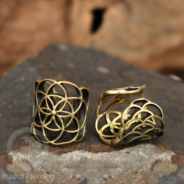 Brass Ear-cuffs anting perhiasan kuningan penjepit telinga banyak variasi unik.
