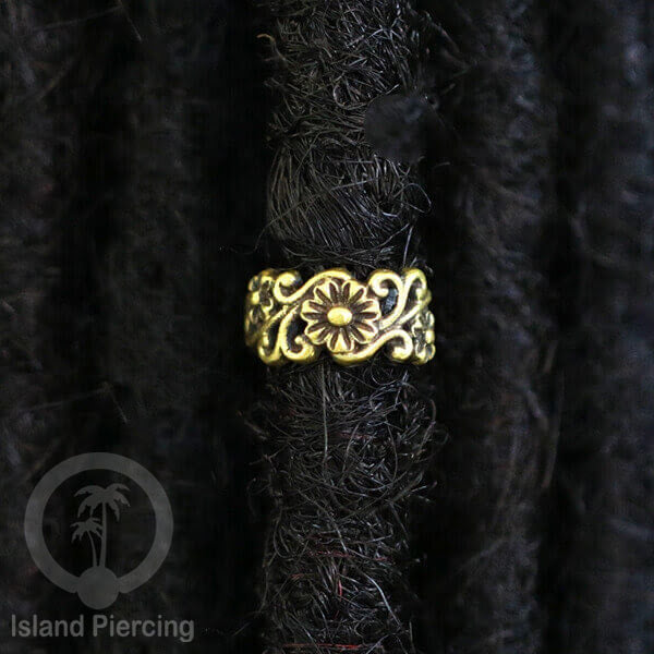 Brass Ear-cuffs anting perhiasan kuningan penjepit telinga yang manis.