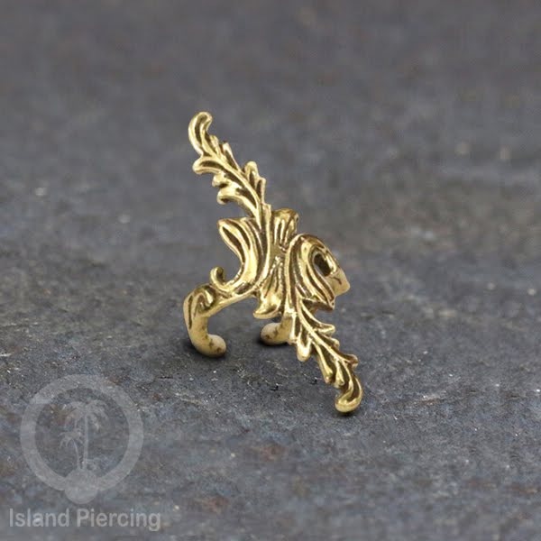 Brass Ear-cuffs anting perhiasan kuningan penjepit telinga variasi bungan dan daun.