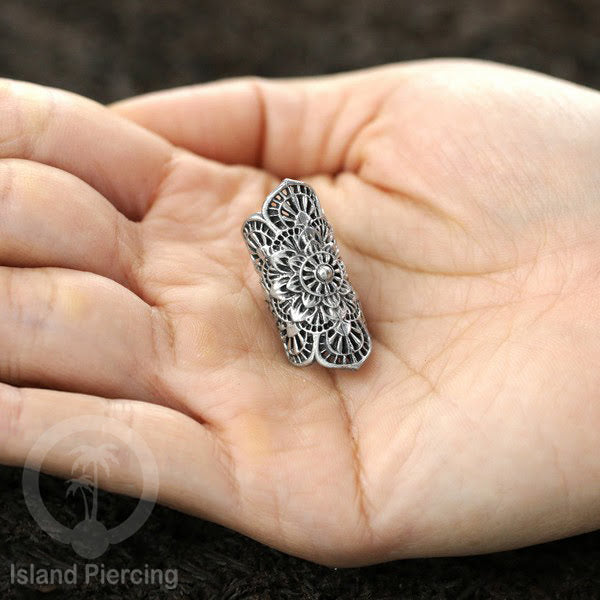 White Brass Ear-cuffs anting perhiasan kuningan putih penjepit telinga ukuran besar.
