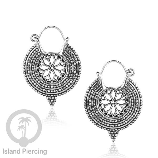 Anting Kuningan Putih Desain Etnik gaya Tribal, Bali Style White Brass Earrings