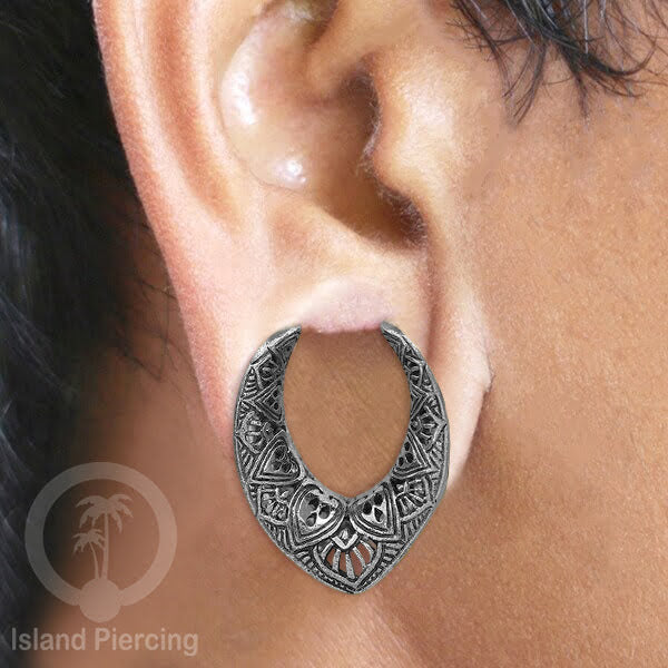 White Brass Ear-Saddle Tindik plug kuningan putih model yang cocok lubang besar