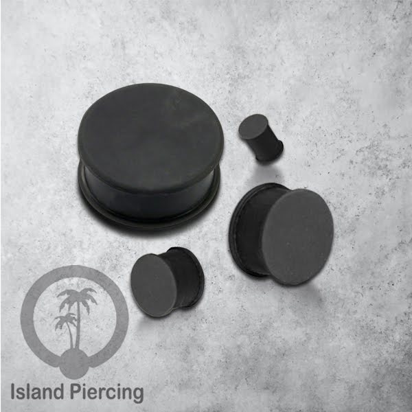 Ear-Plug Silicone Anting Piercing Silikon bentuk bulat warna hitam dan putih ukuran 3-25mm