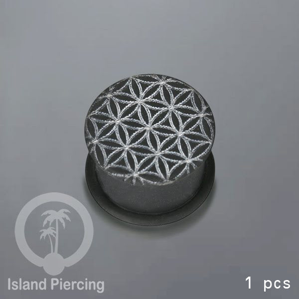Ear-Plug Silicone Anting Piercing Silikon bentuk bulat warna hitam dengan ukiran motif menarik