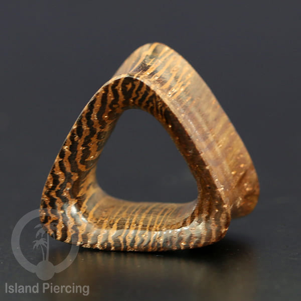 Plug Bolong Tindik Segitiga Triangle shaped Wooden Flesh Tunnel, Bali Style plug