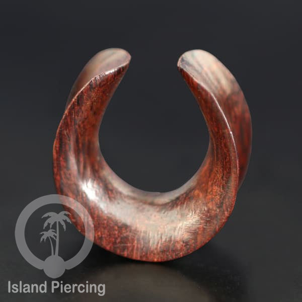 Wooden Ear Saddle Plug Piercing Anting Tindik Kayu buatan tangan dari Kayu Olive dan Kayu Asam
