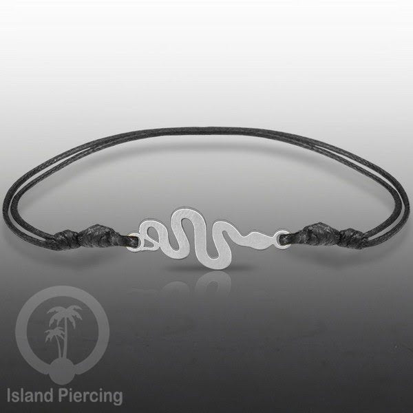 Gelang Tangan dari baja Stainless Steel warna silver banyak pilihan desain yang asyk, cocok untuk semua umur
