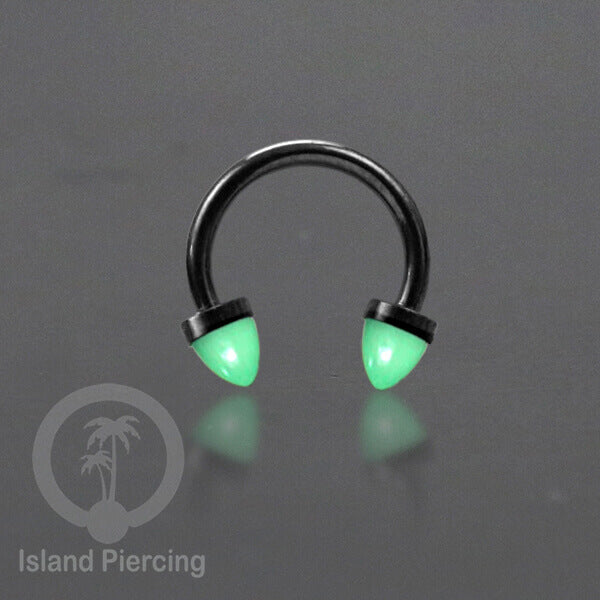 Circular Barbell Piercing dan Septum Jewelry warna hitam dengan batu bentuk peluru