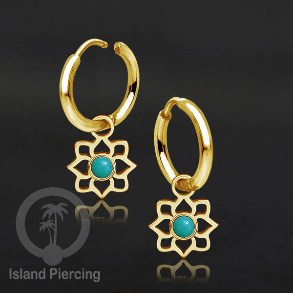 Anting Hoop warna gold dengan Charm, Hiasan Perhiasan, berisi warna epoxy atau Kristal Zirconia