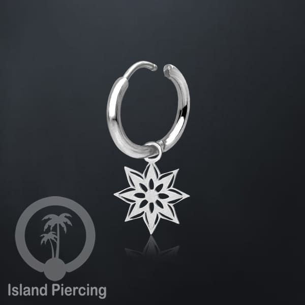 Anting Hoop Stainless Steel dengan Hiasan Perhiasan banyak pilihan model menarik warna silver