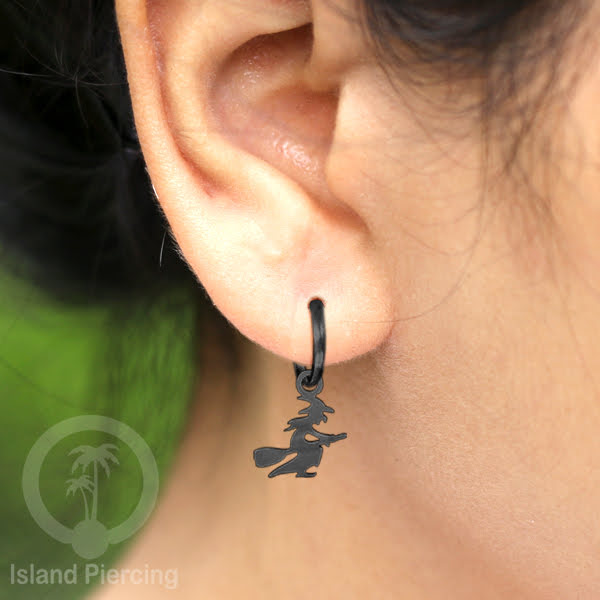 Stainless Steel Anting Hoop Ear Huggies Halloween warna hitam dengan Liontin, Charm, Tengkorak, Sihir, Laba-2