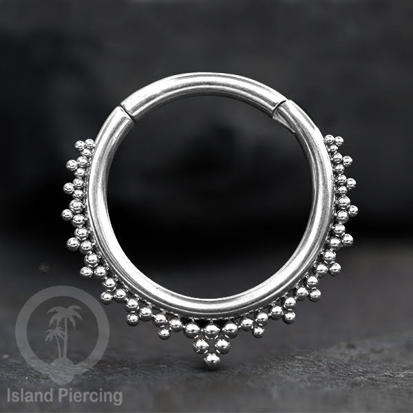 Tindik Telinga Stainless Steel Ear Weight warna silver Clicker Ring sistem magnetik dengan bola