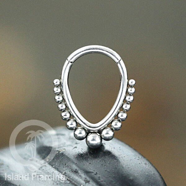 Hinged Clicker Stainless Piercing Tragus Anting Labret warna silver/emas PVD