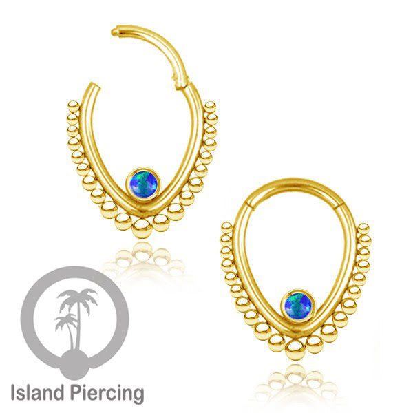 Anting Stainless Piercing warna emas dengan batu