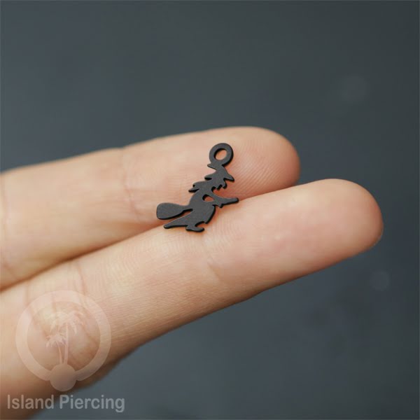 Body Jewelry Charm Stainless Liotin model Halloween Gothic jewelry warna hitam, tengkorak sihir peti...