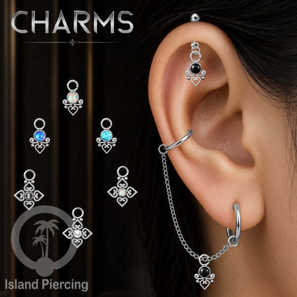 Piercing Charm yang Liotin Stainless manis warna silver dekorasi hati kecil dan batu berwarna