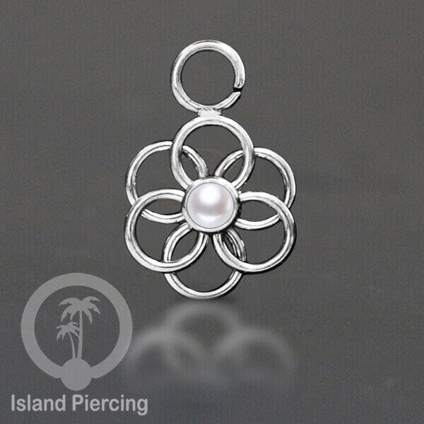 Piercing Charm yang Liotin Stainless bentuk flower of Life dengan batu kecil