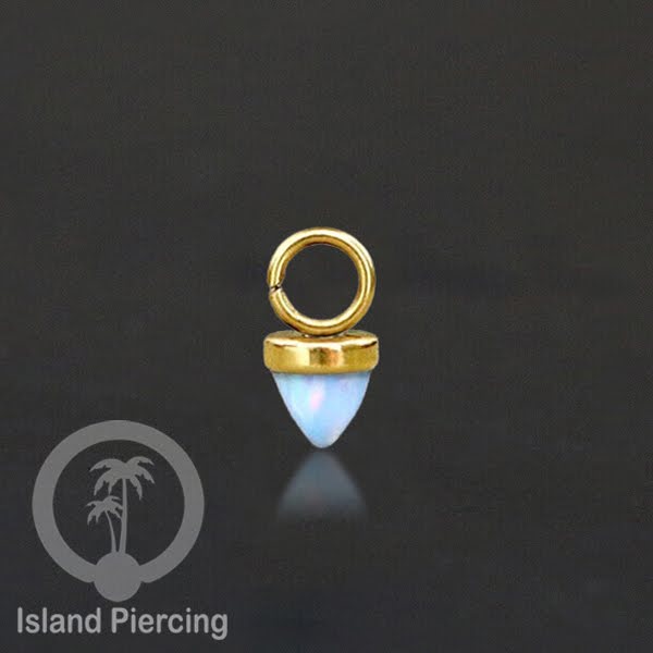 Piercing Charm yang Liotin Stainless kecil warna emas dan silver dengan batu bentuk peluru
