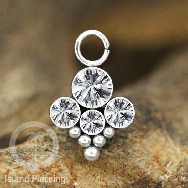 Koleksi Charm yang Liotin Piercing Stainless warna silver sangat lux dengan Kristal Zircon