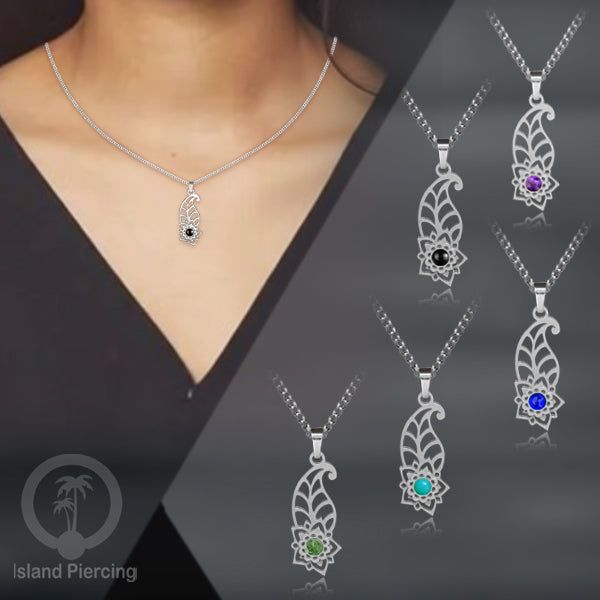 Kalung Stainless Liontin warna silver kecil motif Bunga dengan Resin. Steel Necklacel with Epoxy