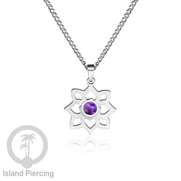 Perhiasan Kalung Stainless warna Silver dengan Liontin kecil Resin, Steel Necklace/Pendant