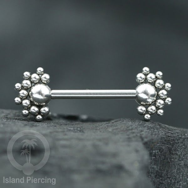Steel nipple piercing, Steel barbells, Tindik puting berbahan Stainless steel, warna silver.