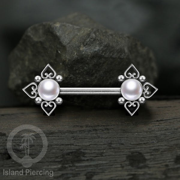Nipple Piercing Jewelry, Tindik Puting Stainless motif Love Heart dengan batu cantik.