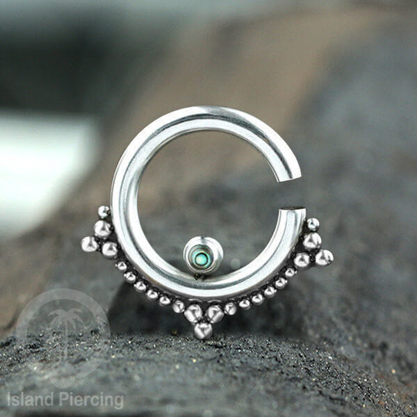Tindik stainless body piercing, lingkaran terbuka dengan las bola pakai tangan