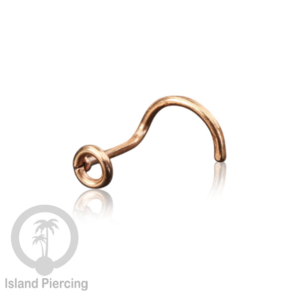 Nose screw piercing, perhiasan hidung dengan banyak variasi , warna rose gold