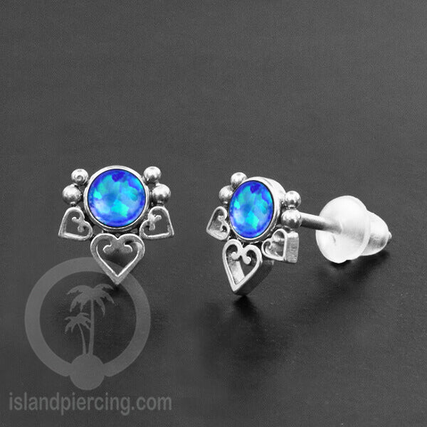 Anting Stud Stainless Earring warna silver dengan batu Opal Biru dan Putih