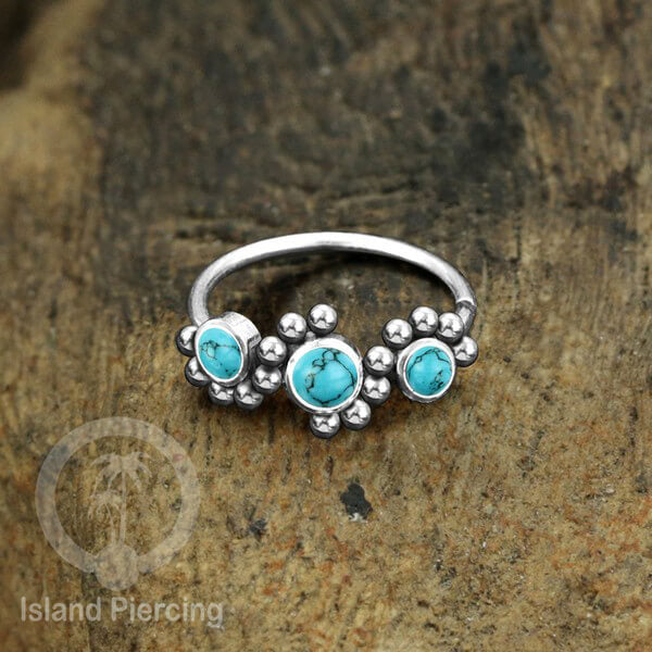 Nose Piercing Jewelry Perhiasan Hidung Nose Ring warna silver dekorasi 3 Batu
