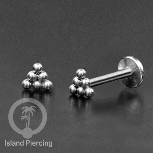 Tindik labret push system, threadless piercing warna silver model yang menarik