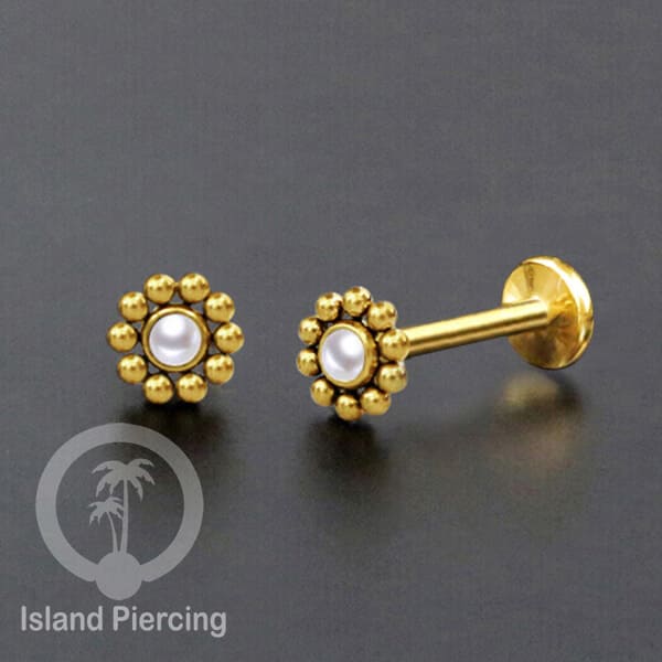 Tindik Labret push system, Threadless Piercing warna gold dengan variasi batu