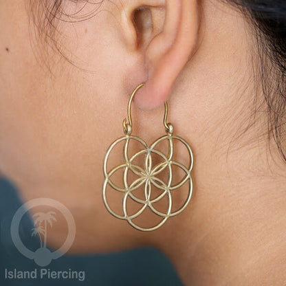 Anting dari bahan Kuningan Impor, motif klasik Bali, Tribal Brass Earrings 100% Nickel Free