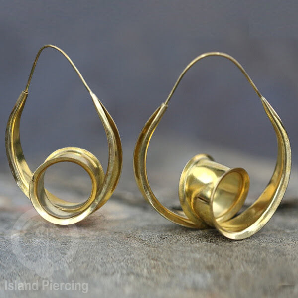 Anting Kuningan seni buatan pakai tangan, hand made Brass Earrings