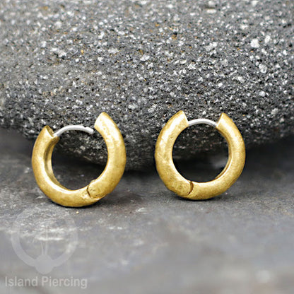 Anting-anting Kuningan ukuran kecil, Brass Ear-cuff Earrings 100% nickel free