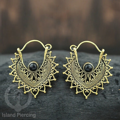 Anting kuningan dengan batu turquoise atau batu onyx hitam, Brass Earring with Stone