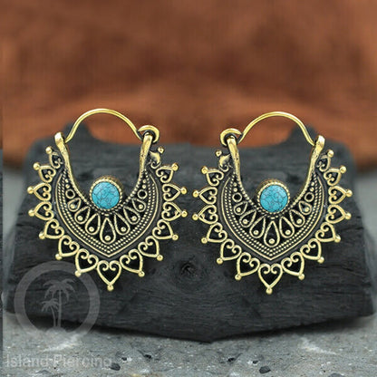 Anting kuningan dengan batu turquoise atau batu onyx hitam, Brass Earring with Stone