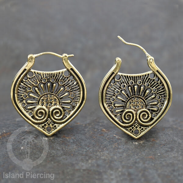 Brass Earrings, Anting Kuningan banyak motif bahan Kuningan Impor khusus Perhiasan.