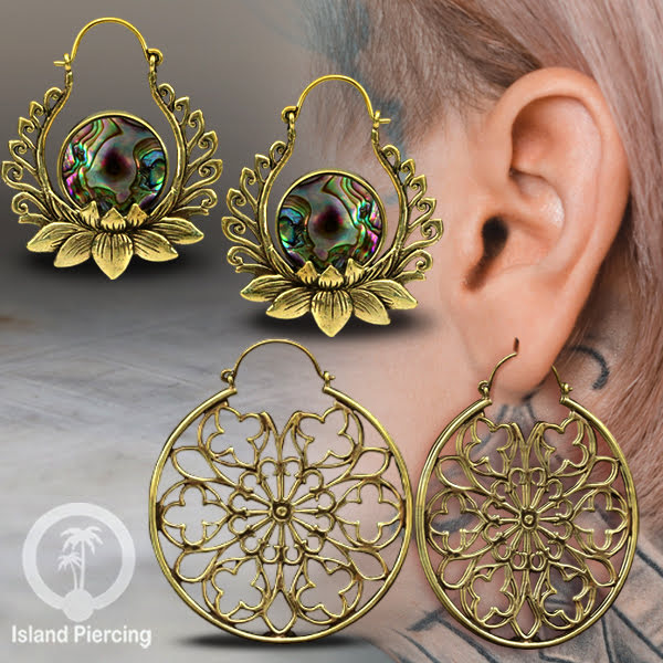 Anting kuning besar dengan motif teratai dengan Kerang Paua asli dan Motif Gothic Brass Earring
