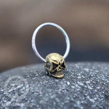 Tindik Stainless Piercing BCR dengan Liontin Kuningan banyak pilihan yang selera Gothic