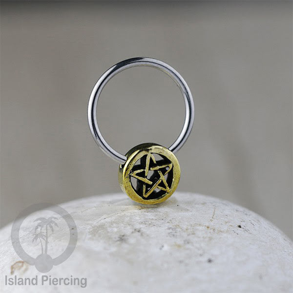 Tindik Stainless Piercing BCR dengan Liontin Kuningan banyak pilihan yang selera Gothic