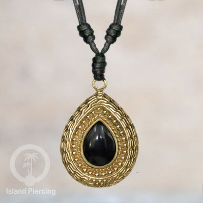 Kalung Liontin Kuningan dengan Batu Turquoise Brass Pendant Necklace with Turquoise
